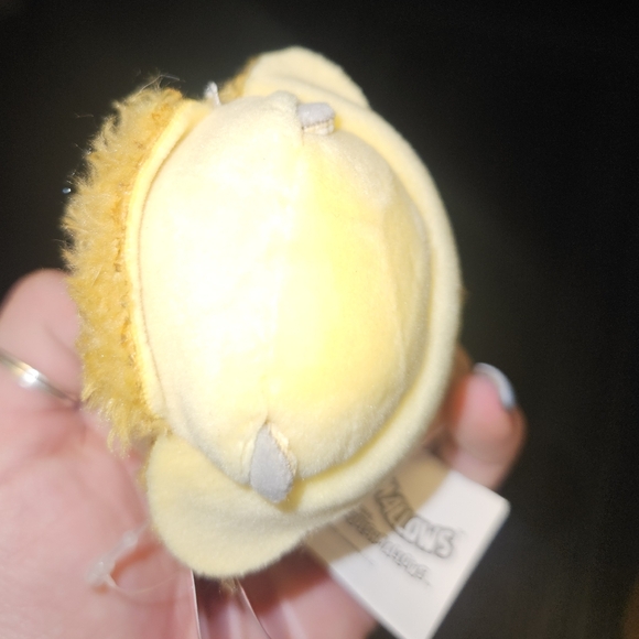 NWT Brooke The Polar Bear with Winter Hat Micromallow Holiday Squishmallow - Picture 6 of 7